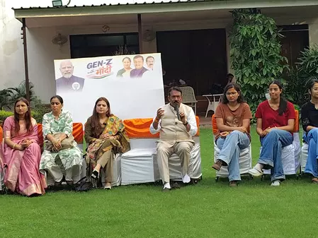 हर्ष मल्होत्रा ने दिल्ली भाजपा कार्यकर्ताओं को 6,450 स्थानों पर मन की बात सुनने के लिए प्रेरित किया हर्ष मल्होत्रा ने दिल्ली भाजपा कार्यकर्ताओं को 6,450 स्थानों पर मन की बात सुनने के लिए प्रेरित किया