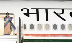 राष्ट्रपति मुर्मु मोल्दोवा, उत्तरी मैसेडोनिया और रोमानिया की राजकीय यात्रा पूरी कर वापस लौटीं दिल्ली राष्ट्रपति मुर्मु मोल्दोवा, उत्तरी मैसेडोनिया और रोमानिया की राजकीय यात्रा पूरी कर वापस लौटीं दिल्ली