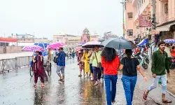 ओडिशा में भारी बारिश, आईएमडी ने जारी किया रेड अलर्ट