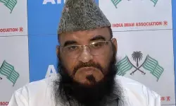 ओवैसी की राजनीति से मुसलमानों को फायदा नहीं: मौलाना साजिद रशीदी
