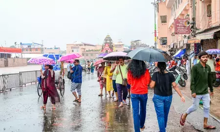 ओडिशा में भारी बारिश, आईएमडी ने जारी किया रेड अलर्ट