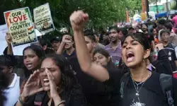 पीएम मोदी पर आपत्तिजनक पोस्ट को लेकर दिल्ली पुलिस सख्त, सोशल मीडिया प्लेटफॉर्म्स को भेजा नोटिस पीएम मोदी पर आपत्तिजनक पोस्ट को लेकर दिल्ली पुलिस सख्त, सोशल मीडिया प्लेटफॉर्म्स को भेजा नोटिस