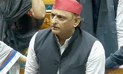 सपा सांसदों की सरकार से बड़ी अपील: बोले— केवल कड़ा कानून समाधान नहीं; युवाओं पर दर्ज मुकदमे वापस ले सरकार, न बिगाड़े उनका भविष्य सपा सांसदों की सरकार से बड़ी अपील: बोले— केवल कड़ा कानून समाधान नहीं; युवाओं पर दर्ज मुकदमे वापस ले सरकार, न बिगाड़े उनका भविष्य