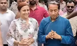 सोनम वांगचुक बोले- हिंसा से मामला बिगड़ता, इसलिए समय से पहले अनशन खत्म किया सोनम वांगचुक बोले- हिंसा से मामला बिगड़ता, इसलिए समय से पहले अनशन खत्म किया