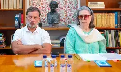 नेशनल हेराल्ड केस : दिल्ली हाई कोर्ट ने सोनिया और राहुल को ईडी की याचिका का जवाब देने के लिए तीन सप्ताह का दिया समय नेशनल हेराल्ड केस : दिल्ली हाई कोर्ट ने सोनिया और राहुल को ईडी की याचिका का जवाब देने के लिए तीन सप्ताह का दिया समय