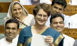 लोकसभा में प्रियंका गांधी का PM मोदी पर तंज: Gen Z का भरोसा जीतना है तो कैमरे का नहीं, दिल का एंगल बदलिए लोकसभा में प्रियंका गांधी का PM मोदी पर तंज: Gen Z का भरोसा जीतना है तो कैमरे का नहीं, दिल का एंगल बदलिए