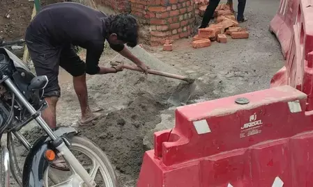 ग्रेटर नोएडा में हादसे रोकने के लिए एक्शन मोड में प्राधिकरण, 100 से अधिक संवेदनशील स्थानों पर सुरक्षा इंतजाम तेज ग्रेटर नोएडा में हादसे रोकने के लिए एक्शन मोड में प्राधिकरण, 100 से अधिक संवेदनशील स्थानों पर सुरक्षा इंतजाम तेज