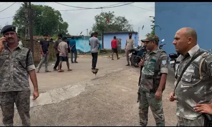 धनबाद में कोयला कारोबारियों के 25 ठिकानों पर ईडी की छापेमारी में संदिग्ध संपत्ति और लेन-देन उजागर धनबाद में कोयला कारोबारियों के 25 ठिकानों पर ईडी की छापेमारी में संदिग्ध संपत्ति और लेन-देन उजागर