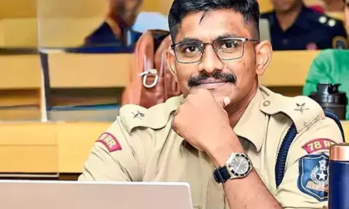 हैदराबाद पुलिस ने यौन उत्पीड़न के मामले में ट्रेनी आईपीएस को हिरासत में लिया
