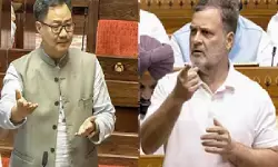 लोकसभा में राहुल गांधी के बयान पर हंगामा, गृह मंत्री पर टिप्पणी से बढ़ा विवाद; रिजिजू बोले- माफी के बिना सदन नहीं चलेगा लोकसभा में राहुल गांधी के बयान पर हंगामा, गृह मंत्री पर टिप्पणी से बढ़ा विवाद; रिजिजू बोले- माफी के बिना सदन नहीं चलेगा