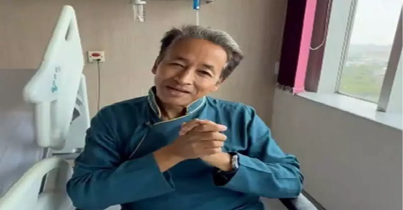 सोनम वांगचुक ने एंटी पेपर लीक बिल का किया स्वागत, बोले- सरकार वादे निभाए, छात्रों पर कार्रवाई न हो सोनम वांगचुक ने एंटी पेपर लीक बिल का किया स्वागत, बोले- सरकार वादे निभाए, छात्रों पर कार्रवाई न हो