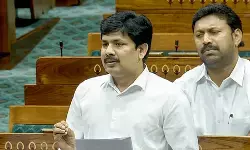 केंद्र ने टीडीपी के गरीब-विरोधी अमरावती मॉडल का पर्दाफाश किया: वाईएसआर कांग्रेस केंद्र ने टीडीपी के गरीब-विरोधी अमरावती मॉडल का पर्दाफाश किया: वाईएसआर कांग्रेस