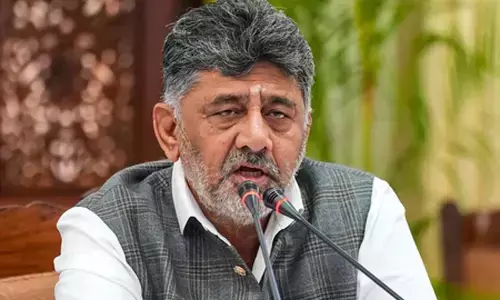 कावेरी विवाद: सीएम शिवकुमार ने तमिलनाडु के अपने समकक्ष विजय को कावेरी बेसिन का दौरा करने के लिए आमंत्रित किया कावेरी विवाद: सीएम शिवकुमार ने तमिलनाडु के अपने समकक्ष विजय को कावेरी बेसिन का दौरा करने के लिए आमंत्रित किया