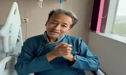 सोनम वांगचुक ने एंटी पेपर लीक बिल का किया स्वागत, बोले- सरकार वादे निभाए, छात्रों पर कार्रवाई न हो सोनम वांगचुक ने एंटी पेपर लीक बिल का किया स्वागत, बोले- सरकार वादे निभाए, छात्रों पर कार्रवाई न हो