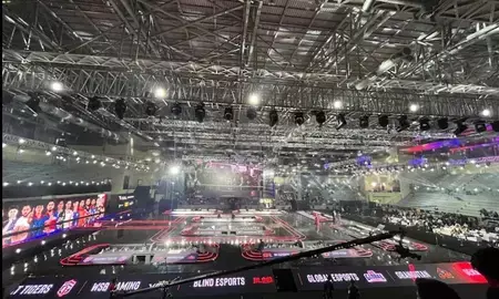 नोएडा इंडोर स्टेडियम बिना फायर एनओसी के संचालित, 100 करोड़ की परियोजना पर सुरक्षा को लेकर गंभीर सवाल नोएडा इंडोर स्टेडियम बिना फायर एनओसी के संचालित, 100 करोड़ की परियोजना पर सुरक्षा को लेकर गंभीर सवाल