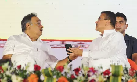 भाजपा के 1,500 करोड़ रुपए के केमिकल पार्क प्रस्ताव के साथ सिंगूर फिर चर्चा में भाजपा के 1,500 करोड़ रुपए के केमिकल पार्क प्रस्ताव के साथ सिंगूर फिर चर्चा में