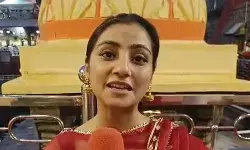 नेहा मर्दा ने किया बाबा महाकाल के दर्शन, बोलीं- ये हमारी चौथी यात्रा है नेहा मर्दा ने किया बाबा महाकाल के दर्शन, बोलीं- ये हमारी चौथी यात्रा है