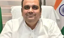 दिल्ली: डीटीसी बसों में महिलाओं को 15 अगस्त तक पिंक टिकट से मुफ्त सफर की इजाजत दिल्ली: डीटीसी बसों में महिलाओं को 15 अगस्त तक पिंक टिकट से मुफ्त सफर की इजाजत