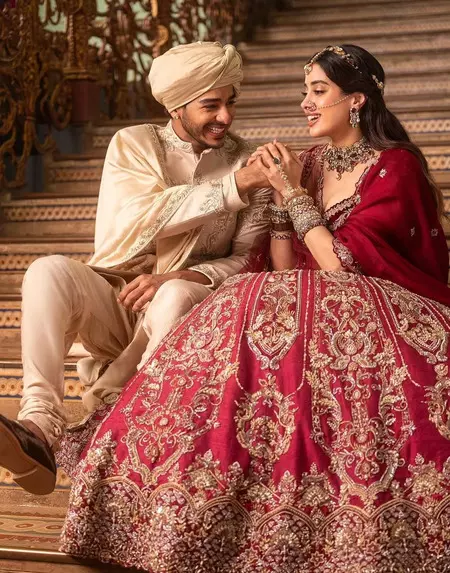 जाह्नवी कपूर और ईशान खट्टर रीयूनियन पर हुए भावुक जाह्नवी कपूर और ईशान खट्टर रीयूनियन पर हुए भावुक
