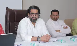महाराष्ट्र: अतिवृष्टि से क्षतिग्रस्त सड़कों का निरीक्षण करने पालघर पहुंचे मंत्री शिवेंद्रराजे भोसले महाराष्ट्र: अतिवृष्टि से क्षतिग्रस्त सड़कों का निरीक्षण करने पालघर पहुंचे मंत्री शिवेंद्रराजे भोसले
