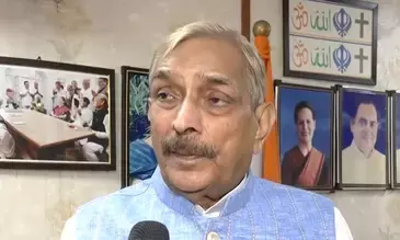 गेरुआ कपड़े पहनना सिर्फ भाजपा समर्थकों का अधिकार नहीं, कांग्रेस सांसद ने किया पप्पू यादव का बचाव