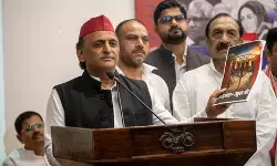 अखिलेश का भाजपा पर तीखा हमला, बोले- चार दिन का नहीं, चार दिन बची सरकार का सत्र अखिलेश का भाजपा पर तीखा हमला, बोले- चार दिन का नहीं, चार दिन बची सरकार का सत्र