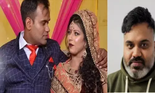 गुरुग्राम में पत्नी ने मांगा तलाक, तो एमएनसी में काम करने वाले शख्स ने फंदे से लटककर दी जान गुरुग्राम में पत्नी ने मांगा तलाक, तो एमएनसी में काम करने वाले शख्स ने फंदे से लटककर दी जान