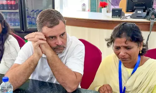 तमिलनाडु में नीट अभ्यर्थियों के परिजनों से मिले राहुल, बोले- छात्रों को सरकार से सच, न्याय और माफी चाहिए तमिलनाडु में नीट अभ्यर्थियों के परिजनों से मिले राहुल, बोले- छात्रों को सरकार से सच, न्याय और माफी चाहिए