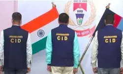 जेपीएससी भर्ती परीक्षा गड़बड़ी मामला: सीआईडी की 20 से ज्यादा ठिकानों पर रेड, पूर्व अध्यक्ष से आज फिर पूछताछ जेपीएससी भर्ती परीक्षा गड़बड़ी मामला: सीआईडी की 20 से ज्यादा ठिकानों पर रेड, पूर्व अध्यक्ष से आज फिर पूछताछ