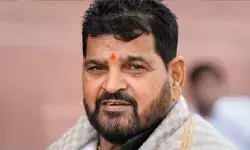 बृजभूषण शरण सिंह को बड़ी राहत, महिला पहलवानों के छेड़छाड़ मामले में दिल्ली कोर्ट ने किया आरोपमुक्त बृजभूषण शरण सिंह को बड़ी राहत, महिला पहलवानों के छेड़छाड़ मामले में दिल्ली कोर्ट ने किया आरोपमुक्त
