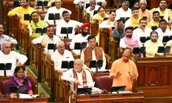 राम मंदिर चढ़ावा विवाद पर विधान परिषद में हंगामा, सपा के विरोध के बीच सरकार का पलटवार राम मंदिर चढ़ावा विवाद पर विधान परिषद में हंगामा, सपा के विरोध के बीच सरकार का पलटवार