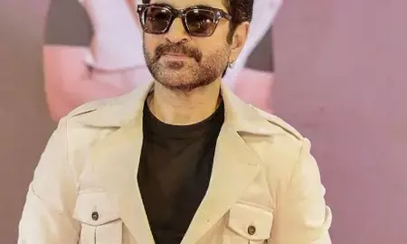 यह मेरे करियर की सबसे चैलेंजिंग फिल्म है- अनंत सिंह की कहानी लेकर आ रहे जीत यह मेरे करियर की सबसे चैलेंजिंग फिल्म है- अनंत सिंह की कहानी लेकर आ रहे जीत