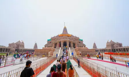 उत्तर प्रदेश: नई एसआईटी मंगलवार को पहुंच सकती है अयोध्या, सुप्रीम कोर्ट के निर्देश पर होगी जांच उत्तर प्रदेश: नई एसआईटी मंगलवार को पहुंच सकती है अयोध्या, सुप्रीम कोर्ट के निर्देश पर होगी जांच