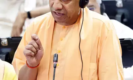 यूपी में बुजुर्ग महिलाओं को बड़ा तोहफा! 60+ उम्र की महिलाओं के लिए रोडवेज बसों में नि:शुल्क यात्रा लागू, 100 करोड़ रुपये का बजट मंजूर यूपी में बुजुर्ग महिलाओं को बड़ा तोहफा! 60+ उम्र की महिलाओं के लिए रोडवेज बसों में नि:शुल्क यात्रा लागू, 100 करोड़ रुपये का बजट मंजूर