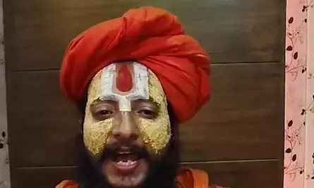 विधानसभा में हंगामा निंदनीय, सपा-कांग्रेस असंवैधानिक तरीके से कार्यवाही कर रही बाधित: अयोध्या के संत
