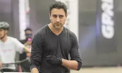 इमरान खान ने किया झारखंड छात्रों का समर्थन इमरान खान ने किया झारखंड छात्रों का समर्थन