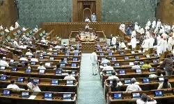 संसद में विपक्ष का जोरदार हंगामा: सांसदों की भारी नारेबाजी के बीच लोकसभा की कार्यवाही दोपहर 2 बजे तक स्थगित संसद में विपक्ष का जोरदार हंगामा: सांसदों की भारी नारेबाजी के बीच लोकसभा की कार्यवाही दोपहर 2 बजे तक स्थगित