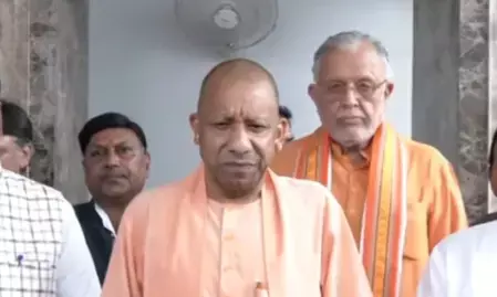 विधानसभा का मानसून सत्र एक दिन पहले ही समाप्त, सीएम योगी बोले- विपक्ष ने विकास और सामाजिक न्याय के एजेंडे का किया विरोध विधानसभा का मानसून सत्र एक दिन पहले ही समाप्त, सीएम योगी बोले- विपक्ष ने विकास और सामाजिक न्याय के एजेंडे का किया विरोध