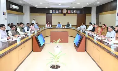 छत्तीसगढ़ मंत्रिमंडल ने 500 करोड़ रुपए के एआई मिशन, बीईएमएल संयंत्र को मंजूरी दी छत्तीसगढ़ मंत्रिमंडल ने 500 करोड़ रुपए के एआई मिशन, बीईएमएल संयंत्र को मंजूरी दी