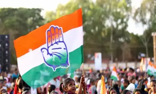 जम्मू-कश्मीर को तुरंत पूर्ण राज्य का दर्जा मिले : कांग्रेस जम्मू-कश्मीर को तुरंत पूर्ण राज्य का दर्जा मिले : कांग्रेस