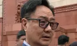सदन का वॉकआउट करके कांग्रेस खुद को पहुंचा रही नुकसान, सरकार चर्चा के लिए तैयार : किरेन रिजिजू सदन का वॉकआउट करके कांग्रेस खुद को पहुंचा रही नुकसान, सरकार चर्चा के लिए तैयार : किरेन रिजिजू