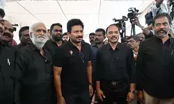 तमिलनाडु: उदयनिधि ने सीएम विजय को कावेरी विवाद पर विपक्ष के सवालों का जवाब देने की चुनौती दी तमिलनाडु: उदयनिधि ने सीएम विजय को कावेरी विवाद पर विपक्ष के सवालों का जवाब देने की चुनौती दी