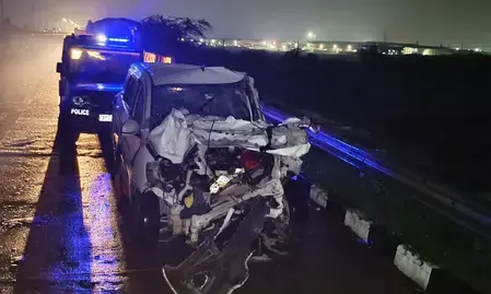 ग्रेटर नोएडा में रफ्तार का कहर: दर्दनाक सड़क दुर्घटनाओं में पति-पत्नी समेत 6 लोगों की मौत; परिवारों में मचा कोहराम ग्रेटर नोएडा में रफ्तार का कहर: दर्दनाक सड़क दुर्घटनाओं में पति-पत्नी समेत 6 लोगों की मौत; परिवारों में मचा कोहराम