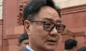सदन का वॉकआउट करके कांग्रेस खुद को पहुंचा रही नुकसान, सरकार चर्चा के लिए तैयार : किरेन रिजिजू सदन का वॉकआउट करके कांग्रेस खुद को पहुंचा रही नुकसान, सरकार चर्चा के लिए तैयार : किरेन रिजिजू