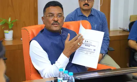 1 लाख से अधिक गैर-मराठी चालकों ने व्यावहारिक मराठी सीखी: मंत्री प्रताप सरनाइक