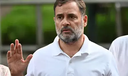 राहुल गांधी ने रांची में आंदोलनकारी छात्रों से की बात, मांगों की सूची मांगी राहुल गांधी ने रांची में आंदोलनकारी छात्रों से की बात, मांगों की सूची मांगी