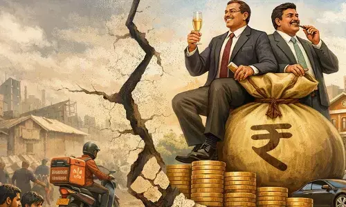 भारत में बढ़ती असमानता और सिकुड़ते अवसर भारत में बढ़ती असमानता और सिकुड़ते अवसर