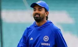 IND vs SL: केएल राहुल बने टीम इंडिया के कप्तान, शुभमन गिल को किया रिप्लेस IND vs SL: केएल राहुल बने टीम इंडिया के कप्तान, शुभमन गिल को किया रिप्लेस