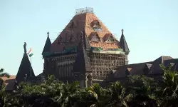 बॉम्बे हाईकोर्ट ने हड़ताल कर रहे डॉक्टरों को लगाई कड़ी फटकार: कहा— मरीजों की जान दांव पर नहीं लगा सकते; तुरंत काम पर लौटें