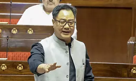 विपक्ष पर किरेन रिजिजू का जोरदार प्रहार— संसद में जनहित के मुद्दों पर नहीं हो पा रही चर्चा, देश से माफी मांगे विपक्ष! विपक्ष पर किरेन रिजिजू का जोरदार प्रहार— संसद में जनहित के मुद्दों पर नहीं हो पा रही चर्चा, देश से माफी मांगे विपक्ष!